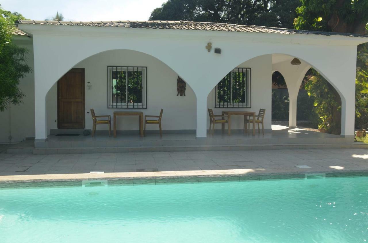 Vokundahouse Villa Kololi Exterior foto